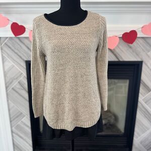 Zero Degrees Celsius Cozy Split-Back Knit Sweater in Oatmeal‎ Beige Small